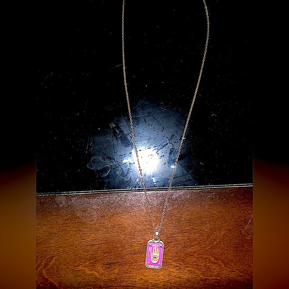 Tarot hand fortune necklace - Picture 1 of 2
